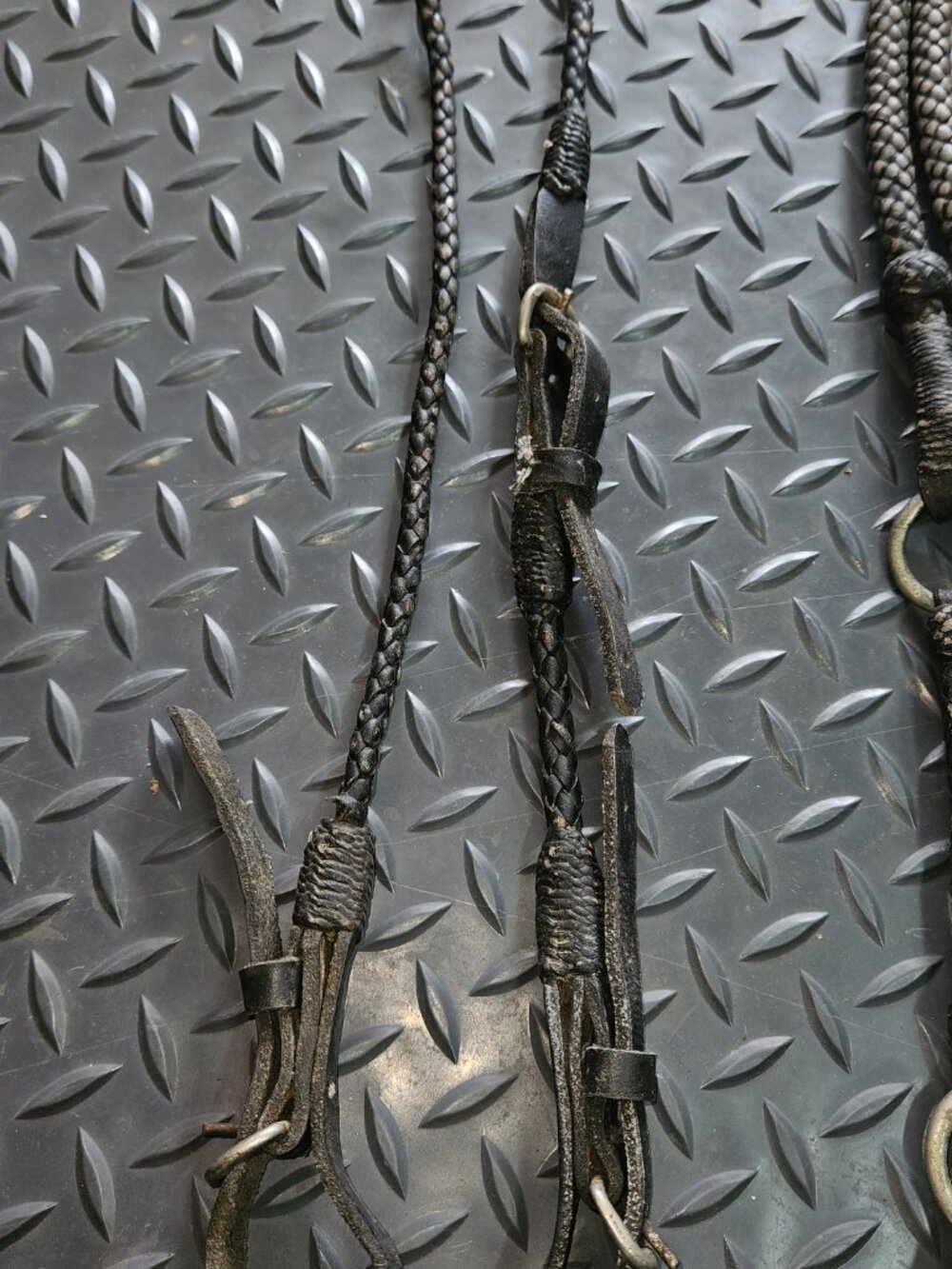 BRAIDED ROMEL REINS AND BIT HANGER  {#93-6} - Picture 3 of 6